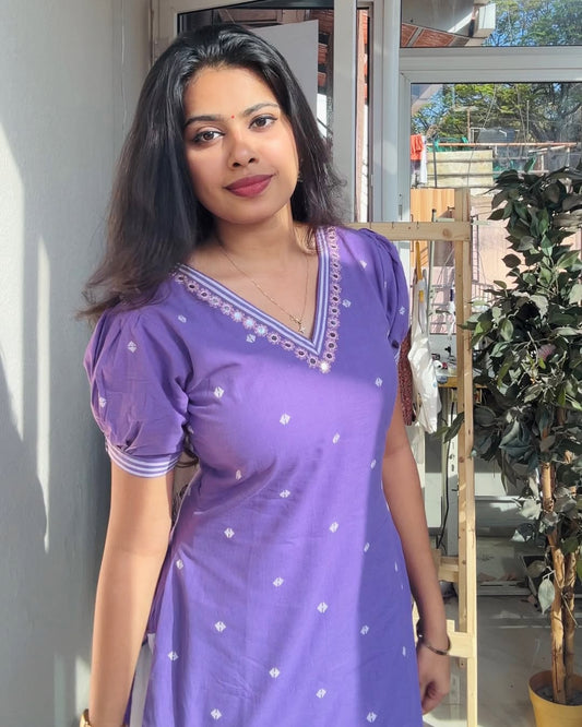 Pragya lavendar kurti with leaf neck and handembroidery
