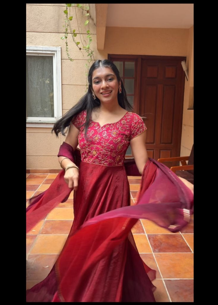 Sunithi- Maroon dual tone crush silk gown and duppata