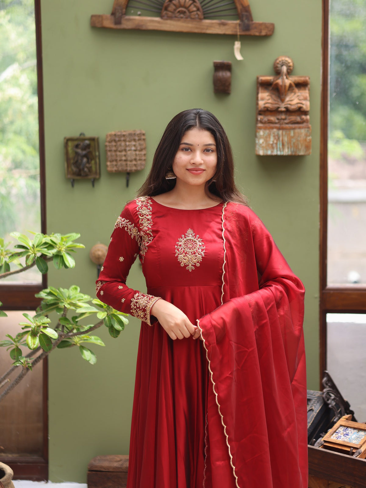 Ishanna - Deep Red